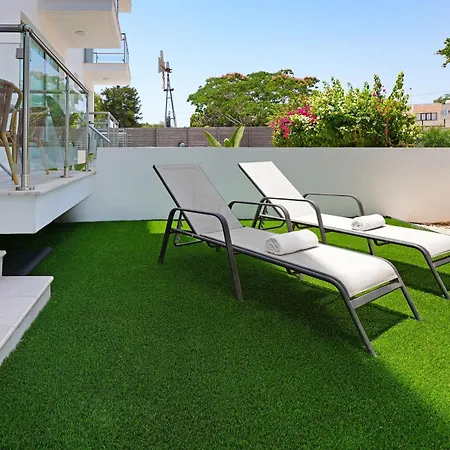 Meryl - Coralli Beachfront Dom wakacyjny *