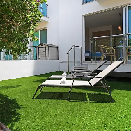 Дом отдыха Meryl - Coralli Beachfront Протарас